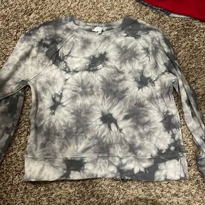 grey and white sweater